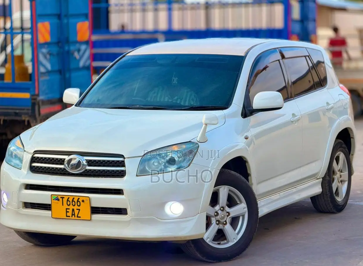 Toyota RAV4 2007 White