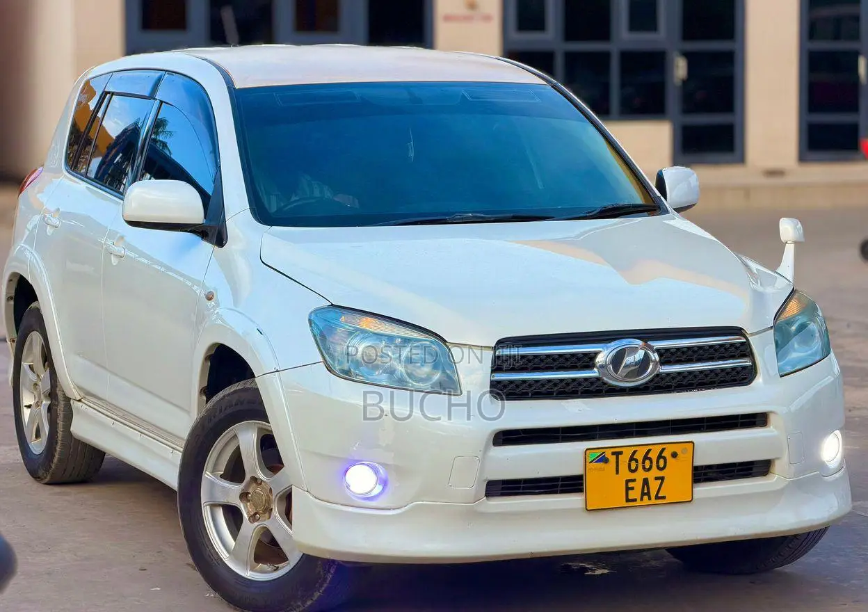 Toyota RAV4 2007 White