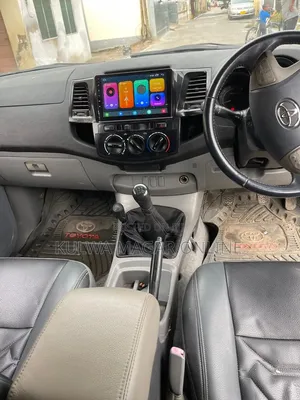 Toyota Hilux 2008 White