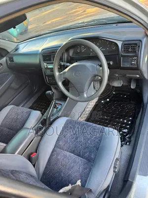 Toyota Carina 1.8 FWD Sedan 2001 Silver