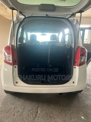 Toyota Ractis 2008 White