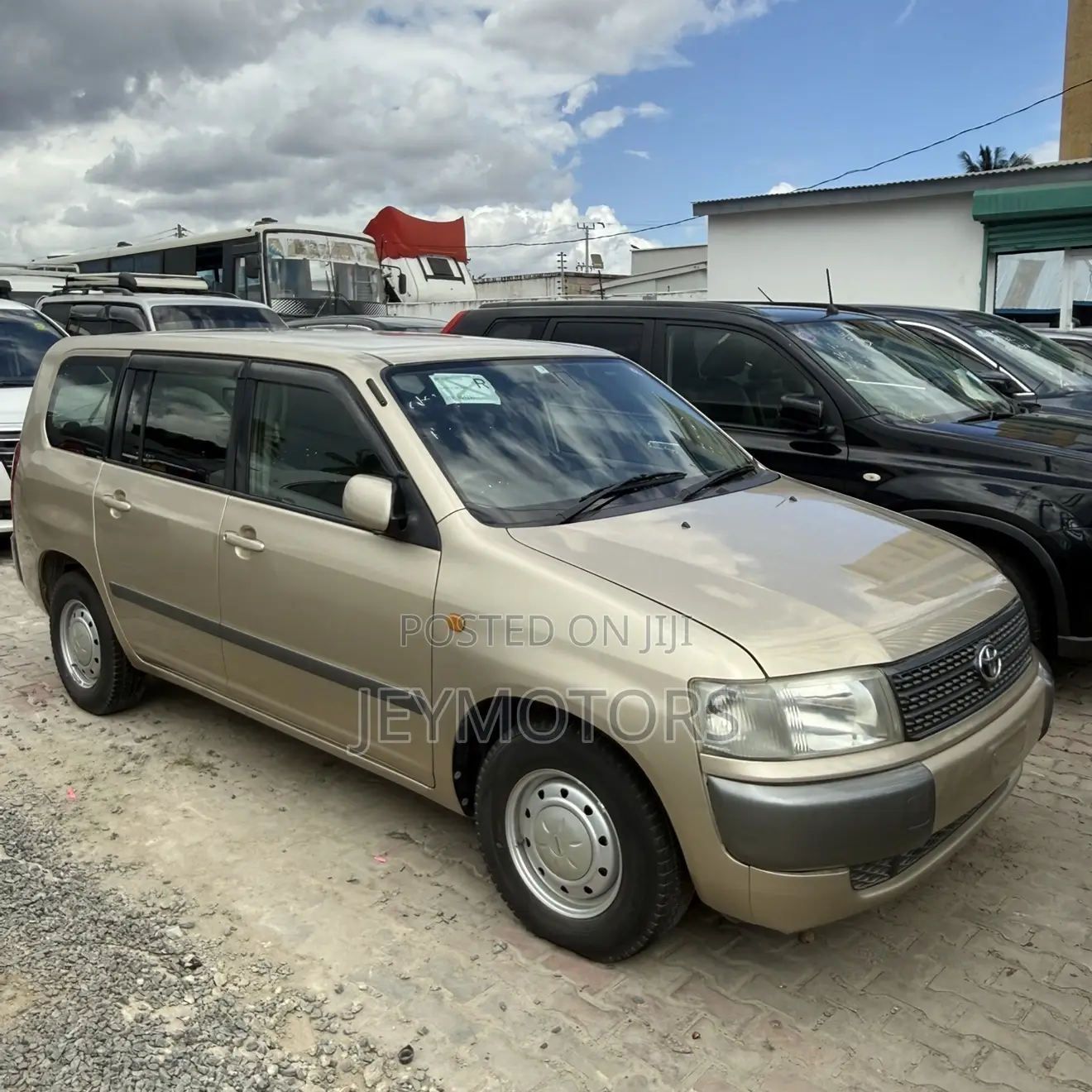 Toyota Probox 2006 Gold