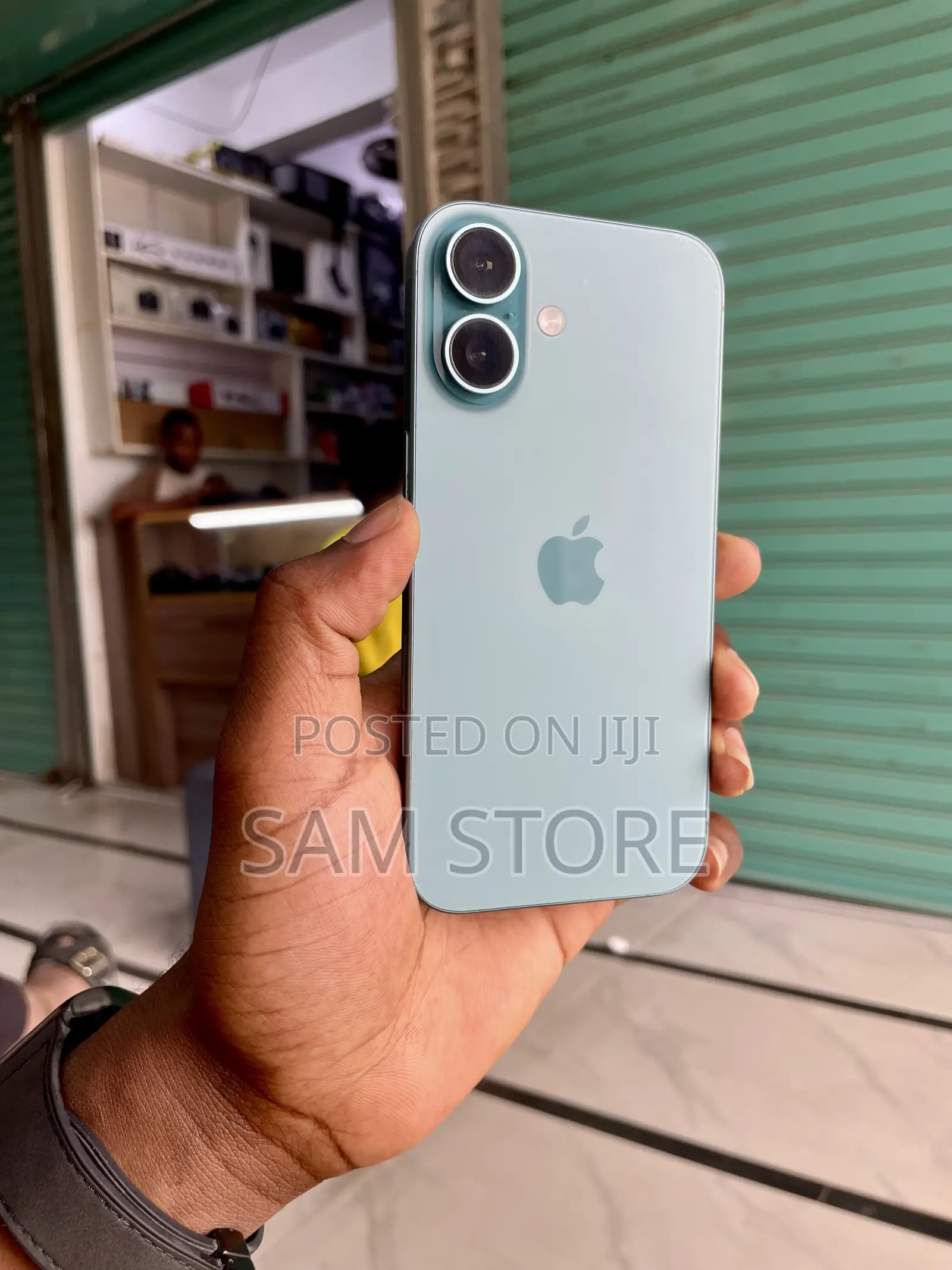 Apple iPhone 16 128 GB Green
