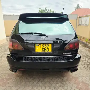 Toyota Harrier 1999 Black