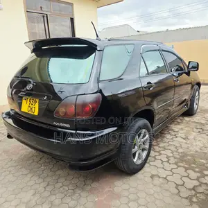 Toyota Harrier 1999 Black