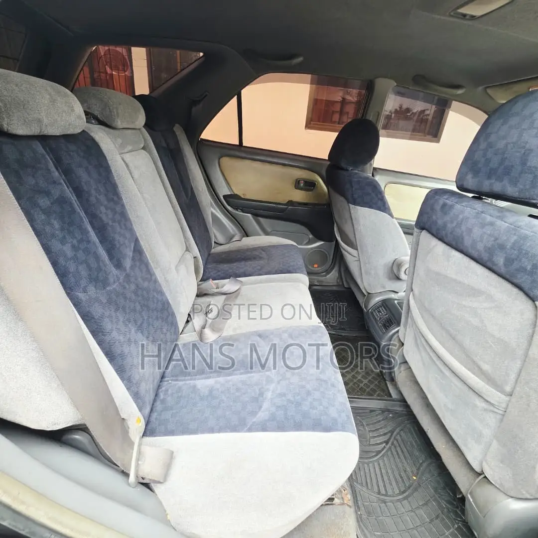 Toyota Harrier 1999 Black