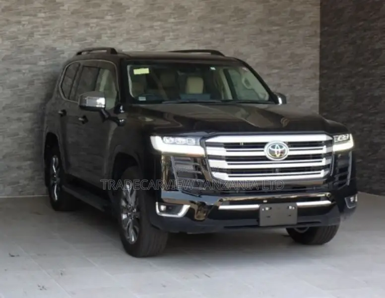 New Toyota Land Cruiser LC300 2023 Black