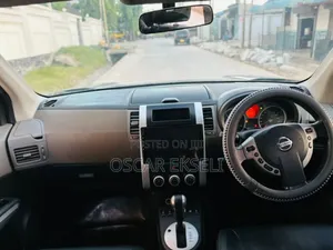 Nissan X-Trail 2010 Gray