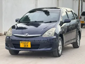 Toyota Wish 2005 Blue