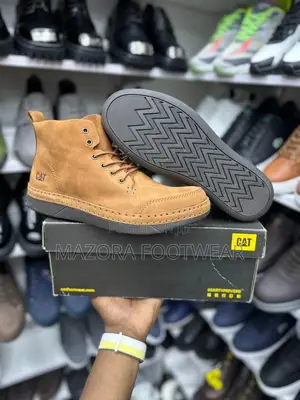 Mazora Footwear