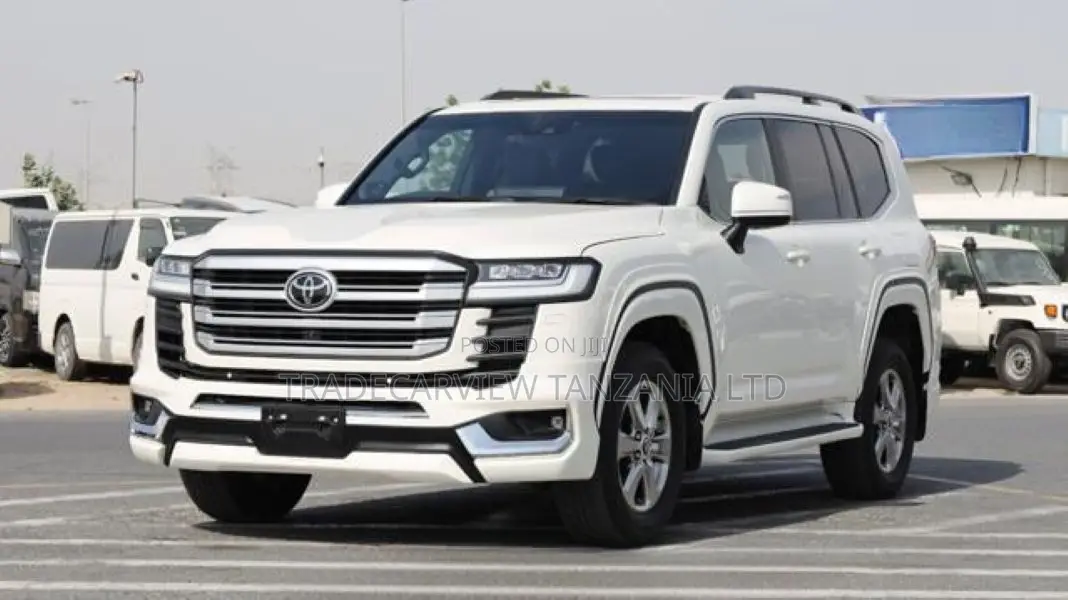 New Toyota Land Cruiser LC300 2024 Pearl