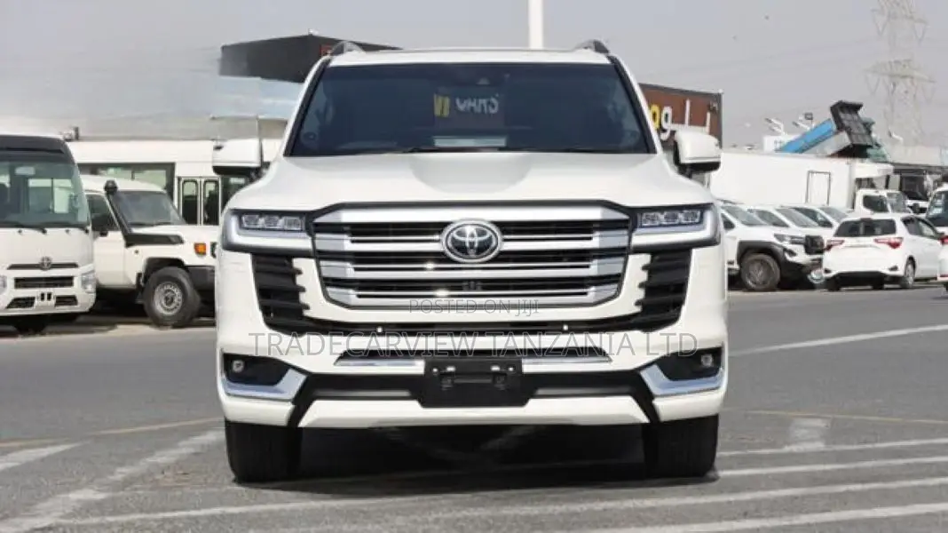 New Toyota Land Cruiser LC300 2024 Pearl