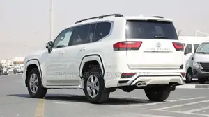 New Toyota Land Cruiser LC300 2024 Pearl