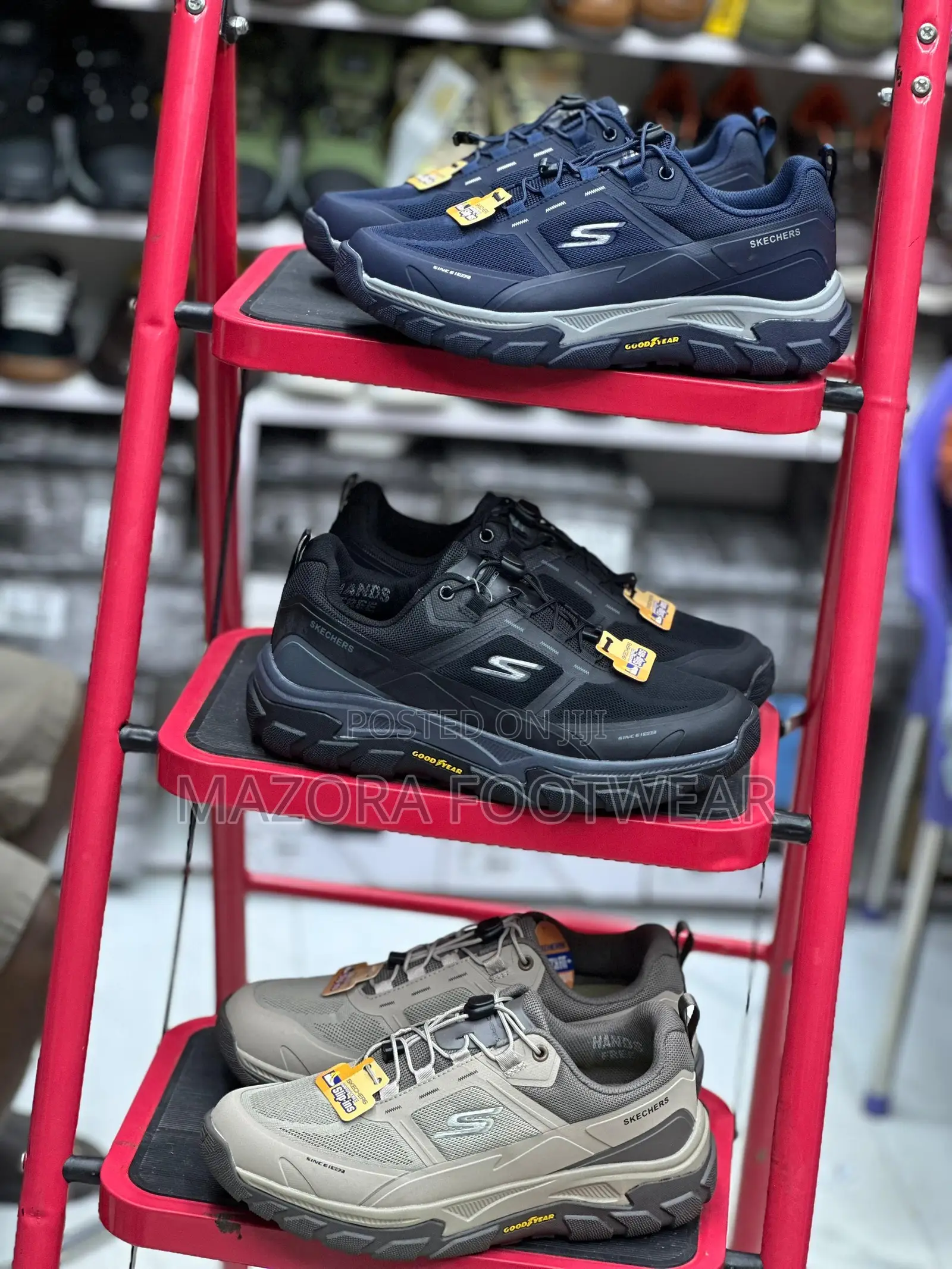 Mazora Footwear