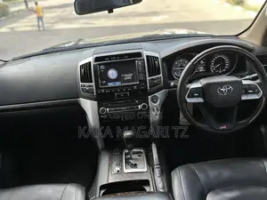 Toyota Land Cruiser 2013 Black