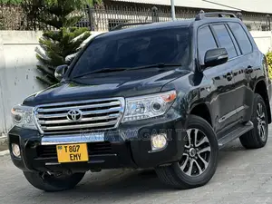 Toyota Land Cruiser 2013 Black