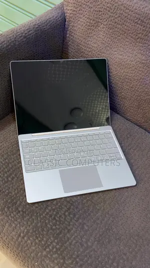 Laptop Microsoft Surface Go 8GB Intel Core i5 SSD 256GB