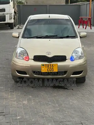 Toyota Vitz 2003 Beige