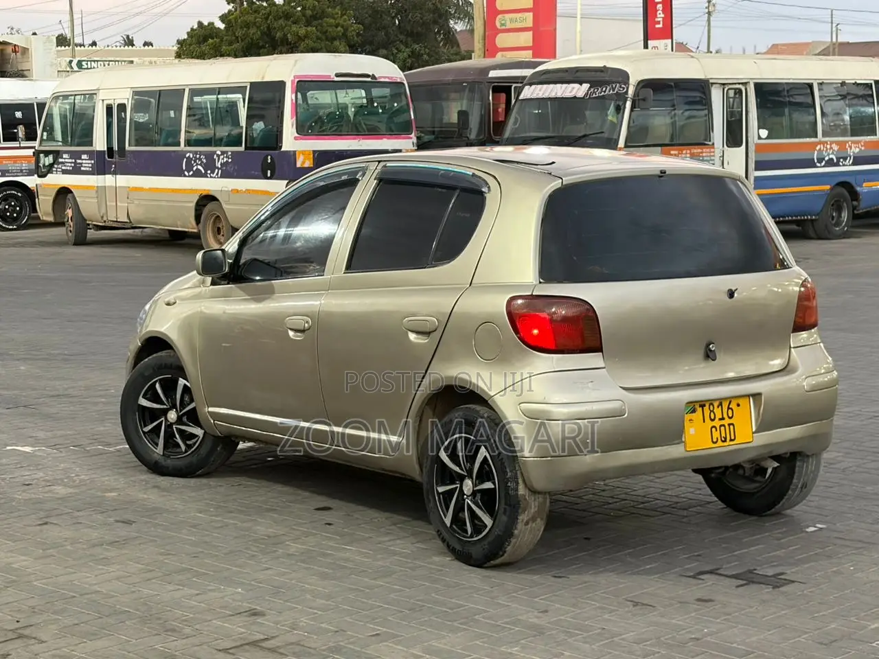 Toyota Vitz 2003 Beige