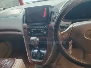 Toyota Harrier 2001 White