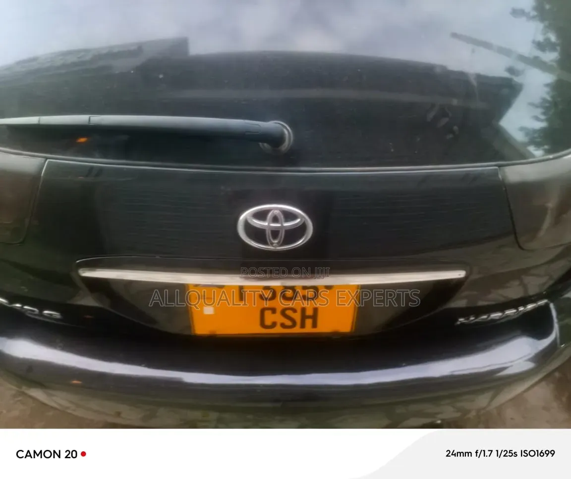 Toyota Harrier 2005 Black