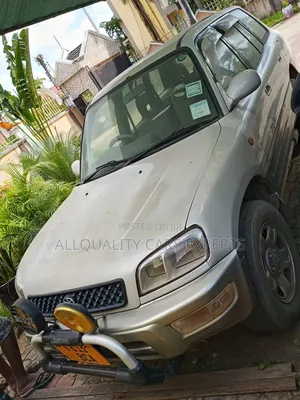 Toyota RAV4 1999