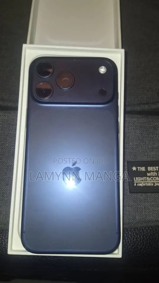 New Apple iPhone 17 Pro Max 256 GB Blue