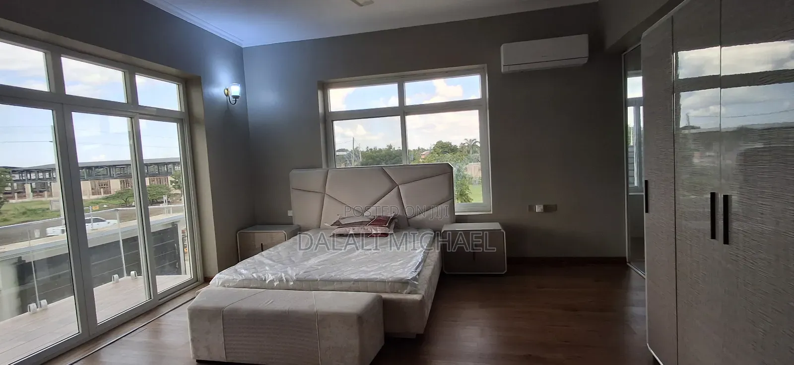 Furnished 4bdrm House in Ununio Beach, Kunduchi for sale