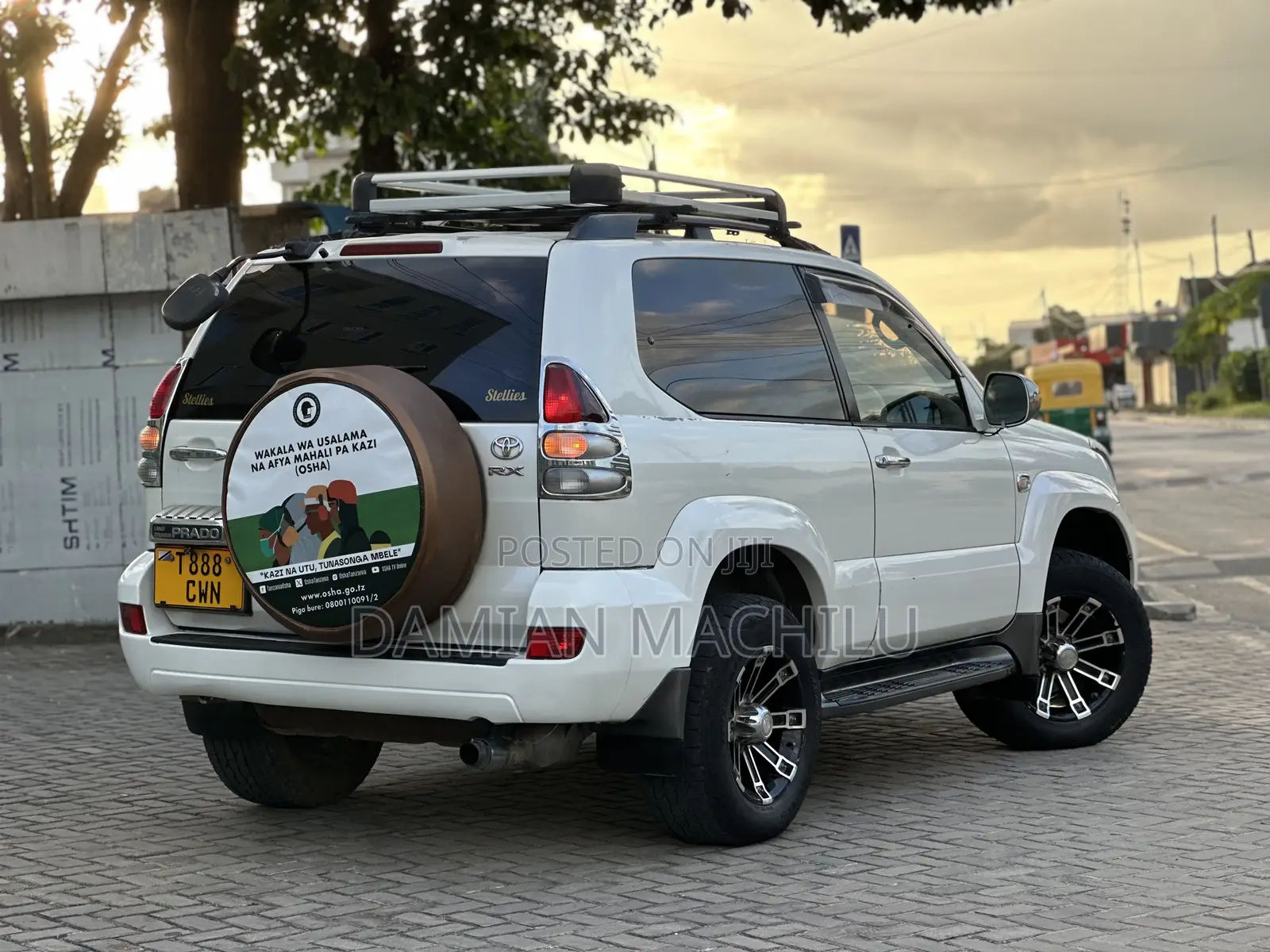 Toyota Land Cruiser Prado 2006 White