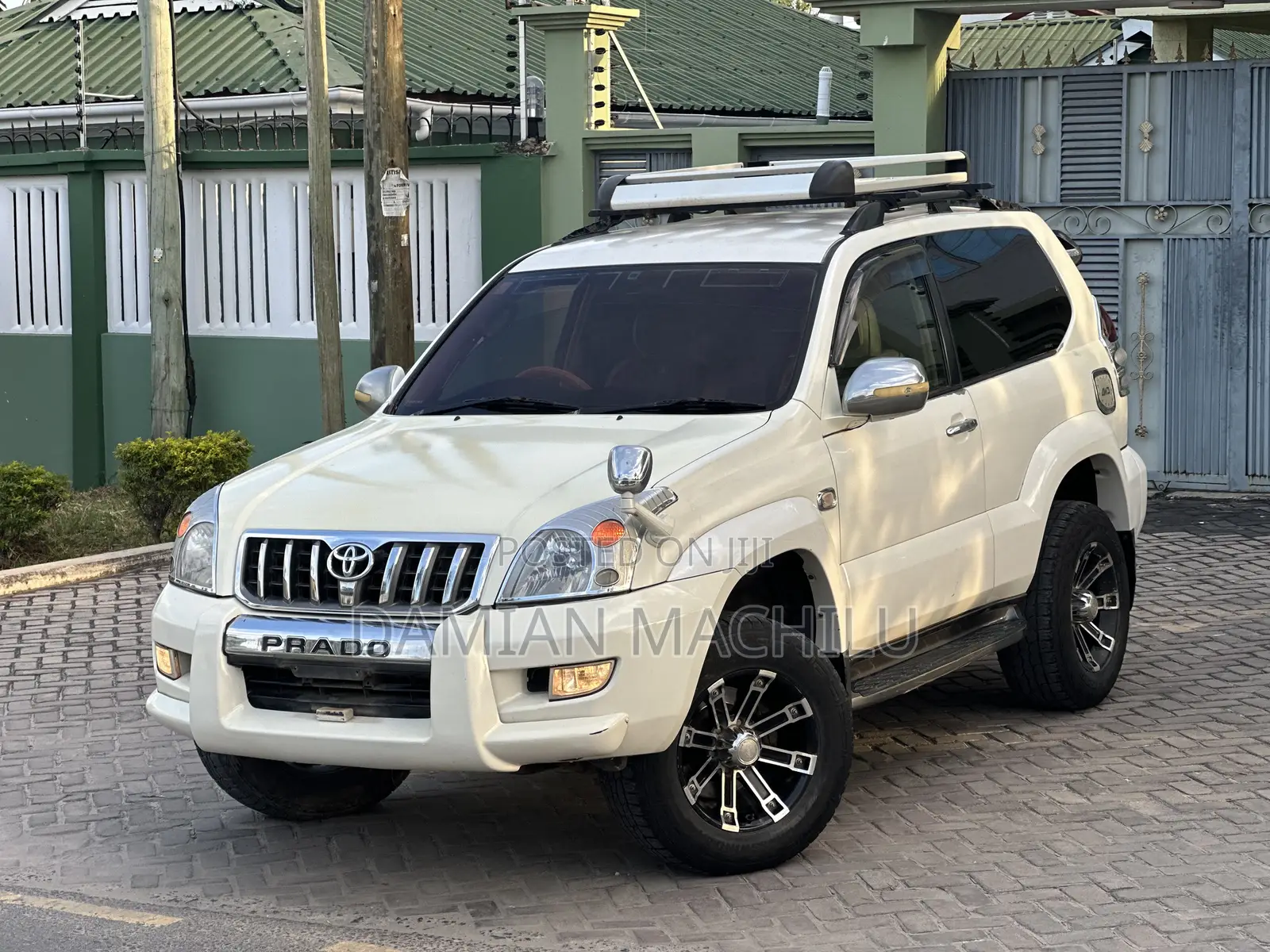 Toyota Land Cruiser Prado 2006 White