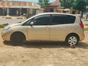 Toyota Corolla Spacio 1.8 X 2WD 2004 Gold