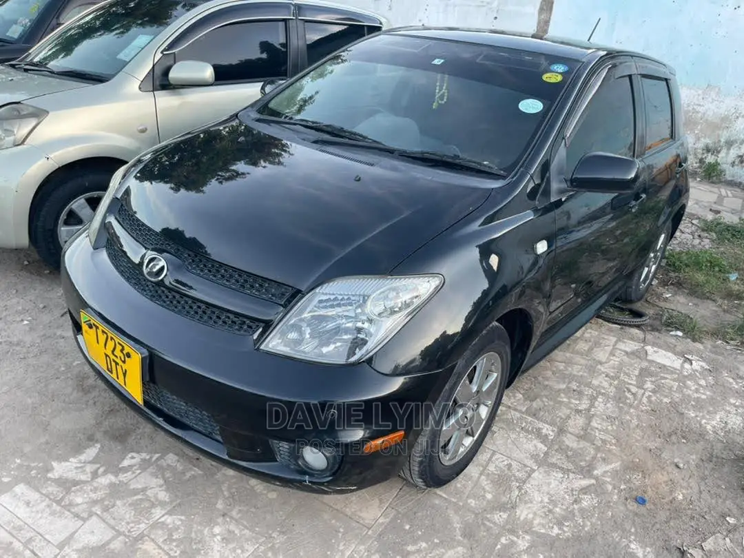 Toyota IST 2006 Black