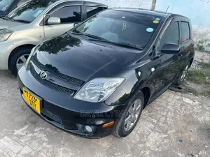 Toyota IST 2006 Black