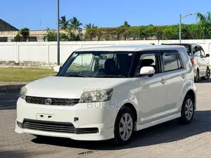 Toyota Corolla Rumion 2010 White