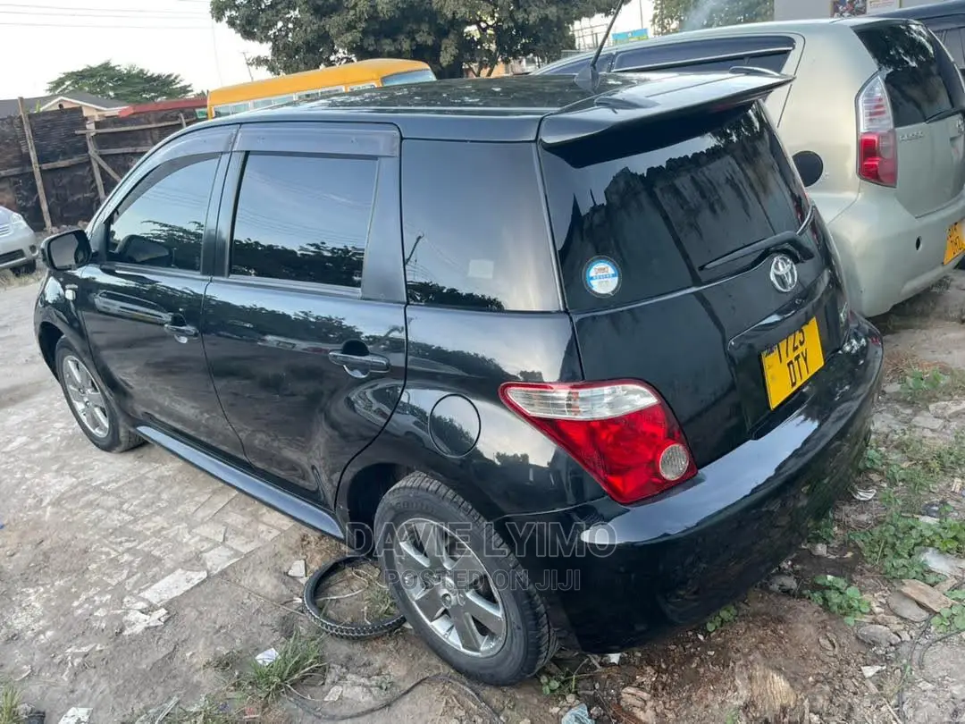 Toyota IST 2006 Black