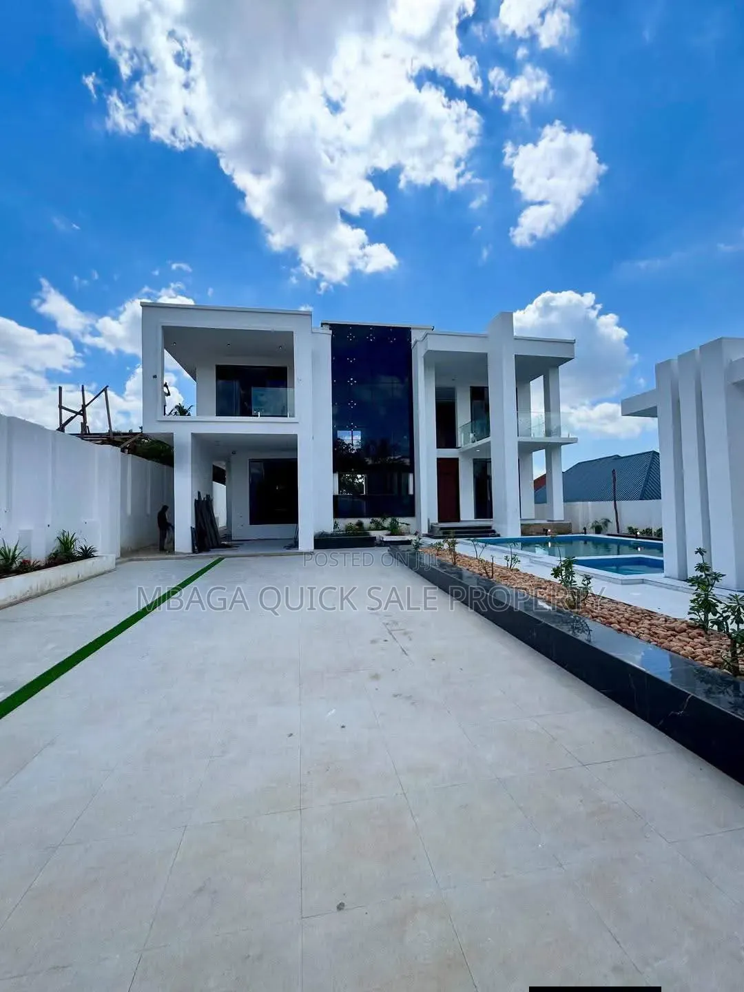 4bdrm House in Goba Center for sale