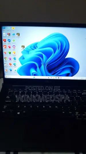 Laptop Dell Latitude 7390 8GB Intel Core i5 HDD+SSD 256GB