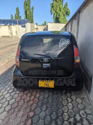 Toyota Passo 2004 Black