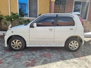 Daihatsu Terios 2012 White