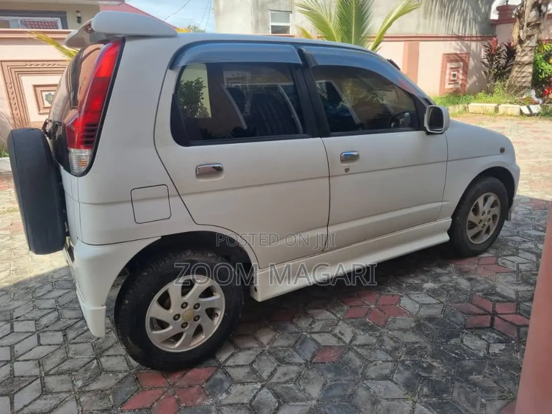 Daihatsu Terios 2012 White