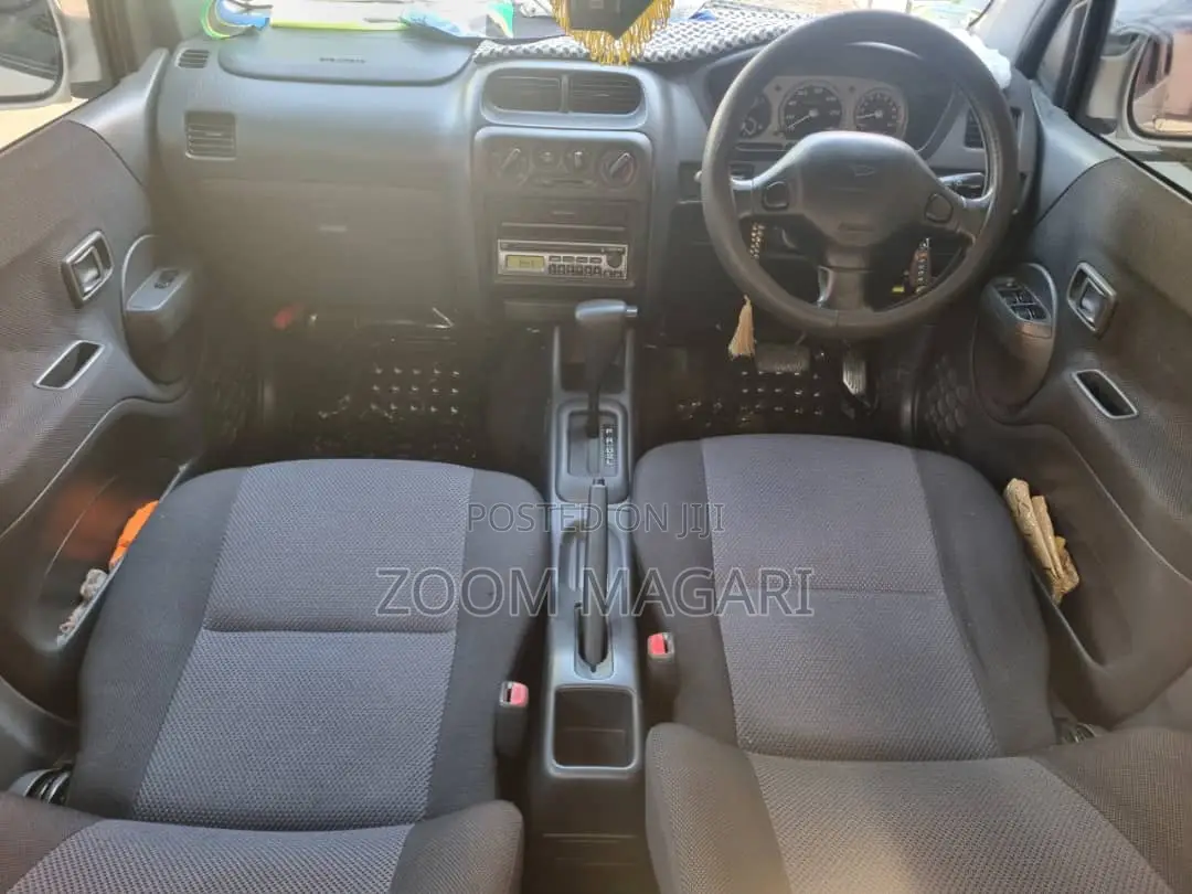 Daihatsu Terios 2012 White