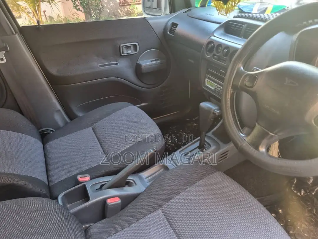 Daihatsu Terios 2012 White