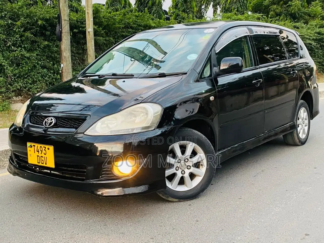 Toyota Ipsum 2003 Black