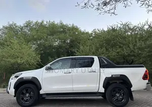 Toyota Hilux 2021 White