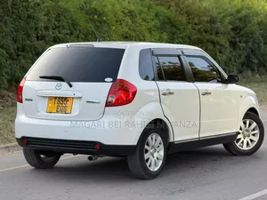 Mazda Verisa 2011 White
