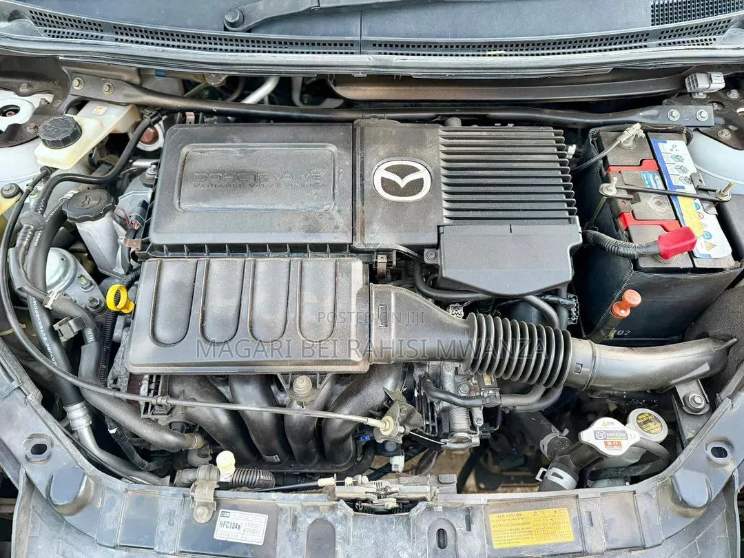 Mazda Verisa 2011 White