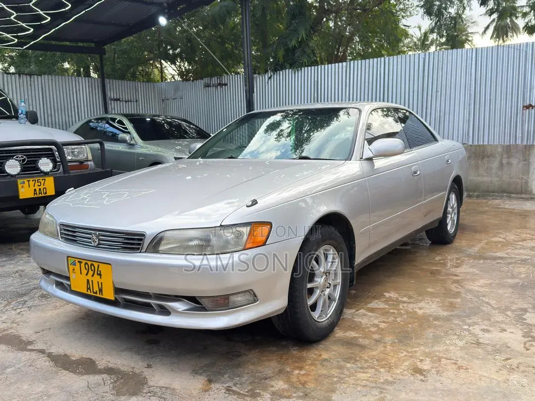Toyota Mark II 1998 Silver