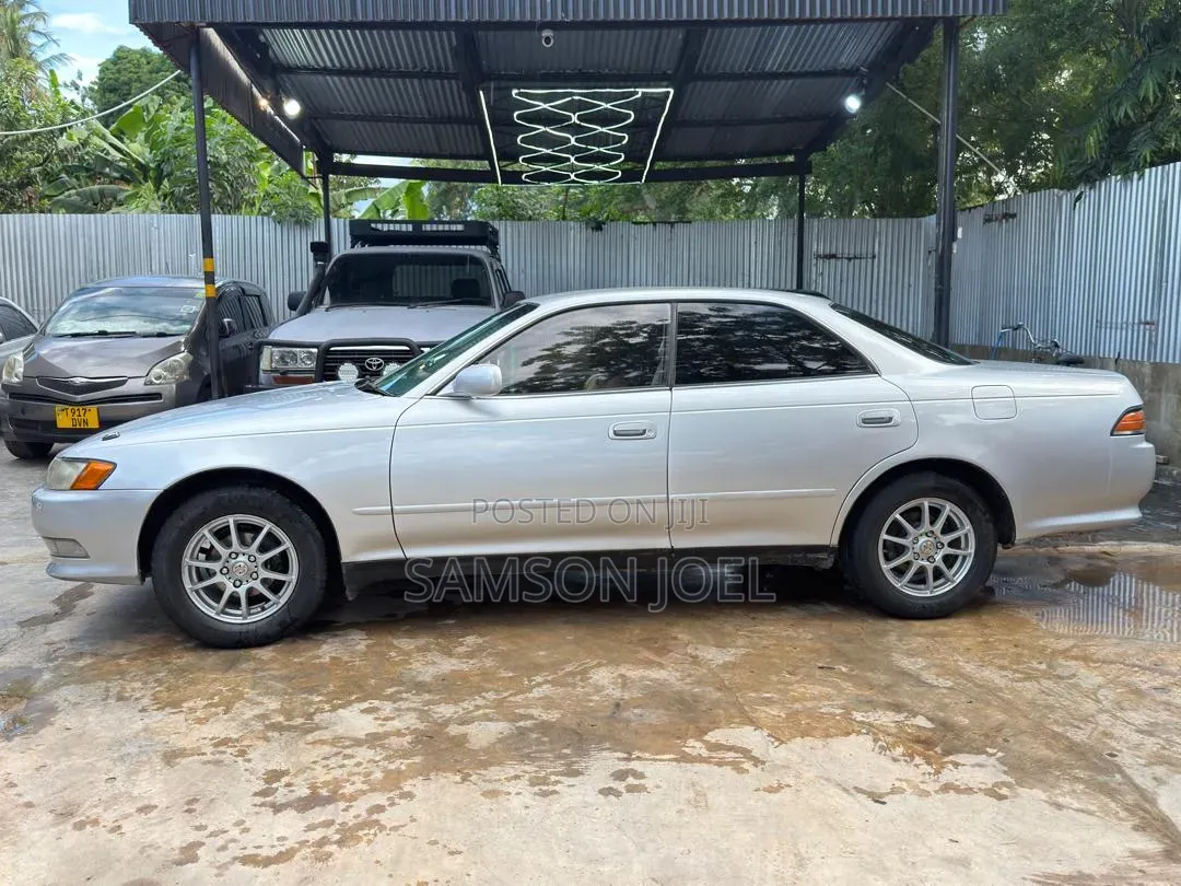 Toyota Mark II 1998 Silver