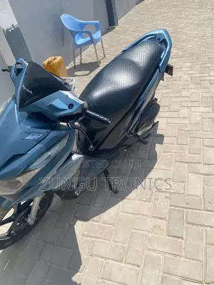 Honda 2017 Blue