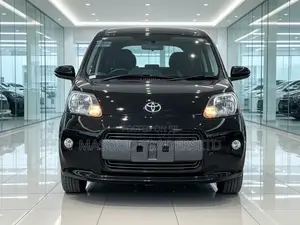 Toyota Porte 1.5 AWD 2015 Black